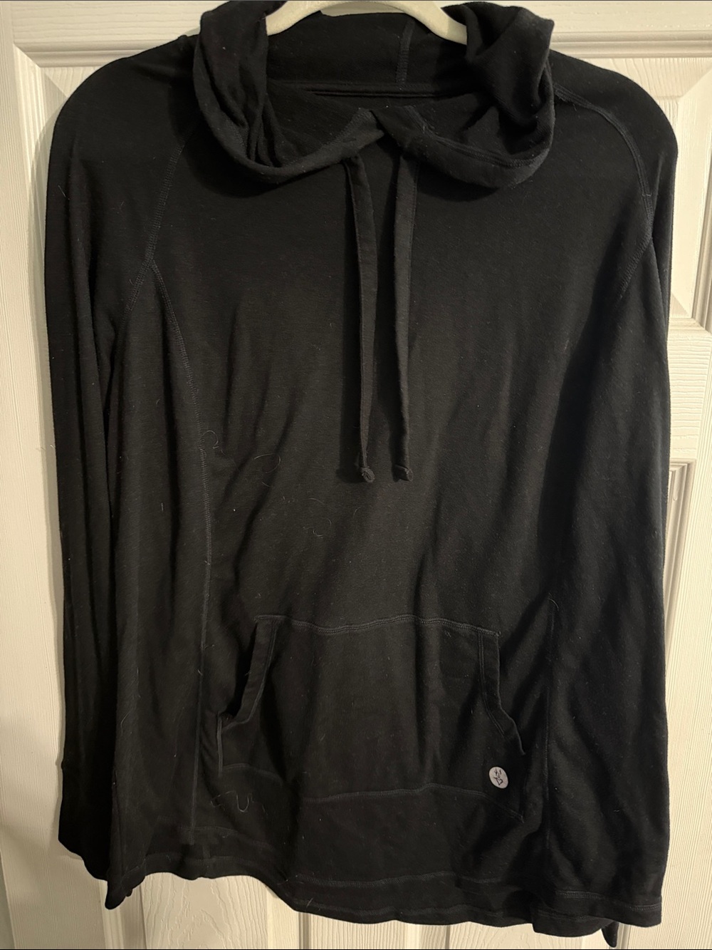 torrid Black Pullover Hooded Long-Sleeve Shirt